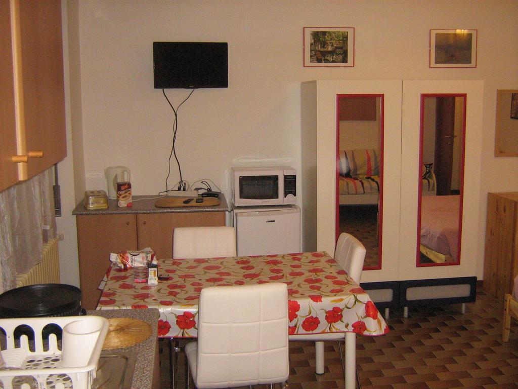 Flat In Milan 3 Apartamento Quarto foto